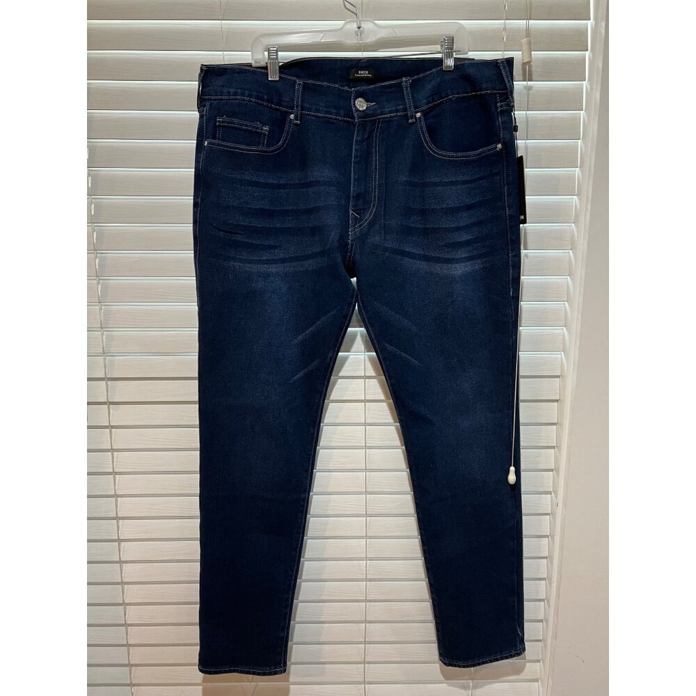 True Religion Rocco Relaxed Skinny Jeans w/Gray NWT -  MSRP $159 Size‎
